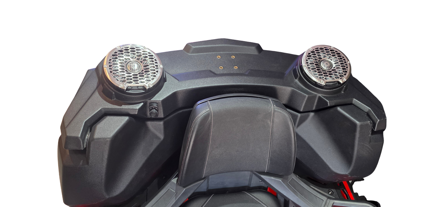 Maletero Trasero SKP de 2 Bocinas 6.5 Rockford Fosgate