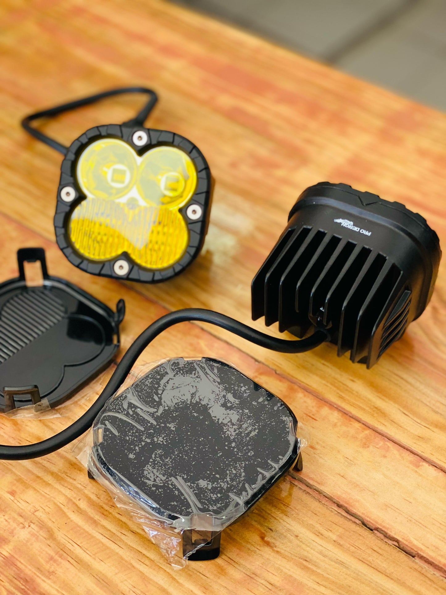 Par de Faros 3.5 Pulgadas Con tapa
